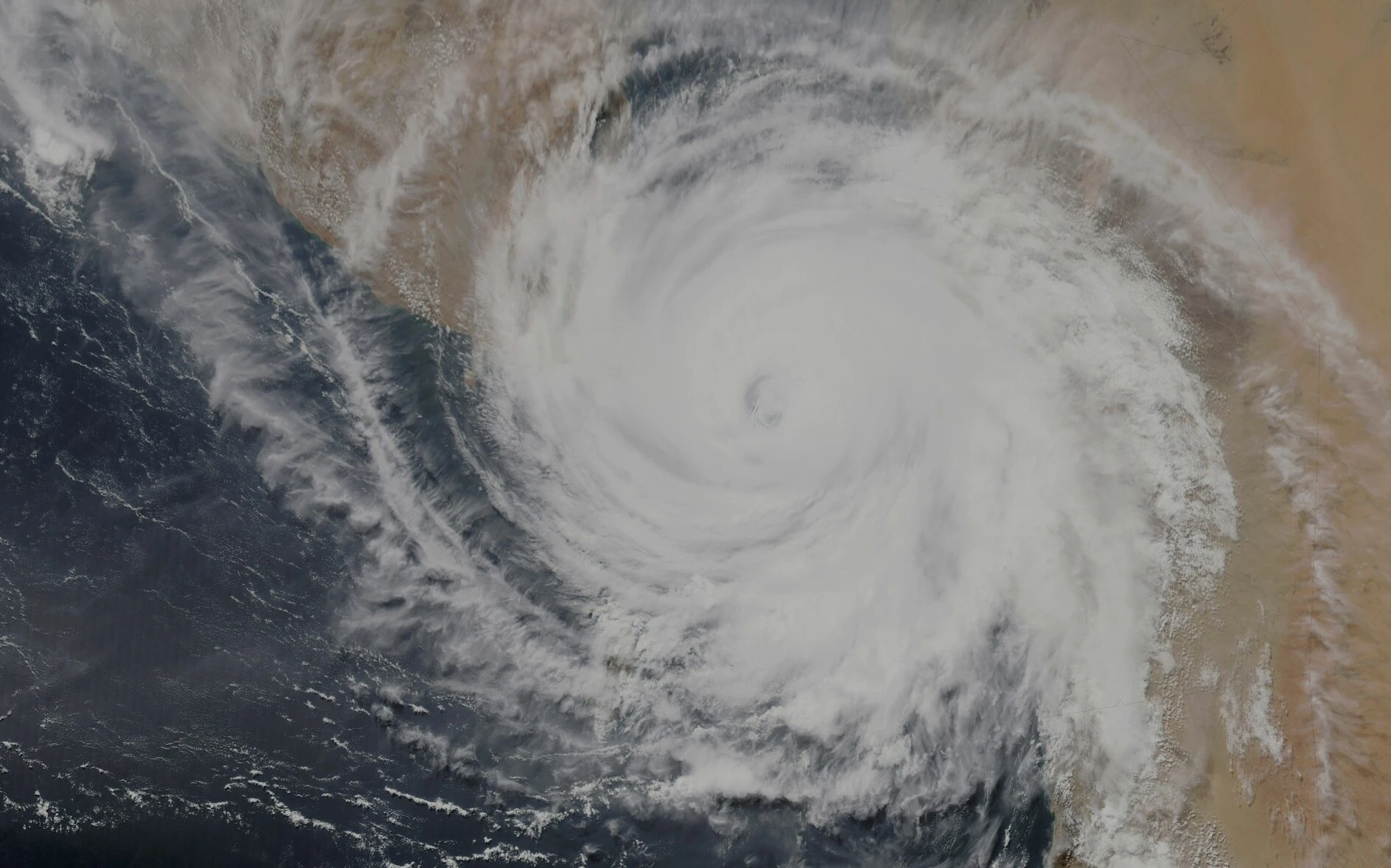 Peak Re - Typhoon Tracker