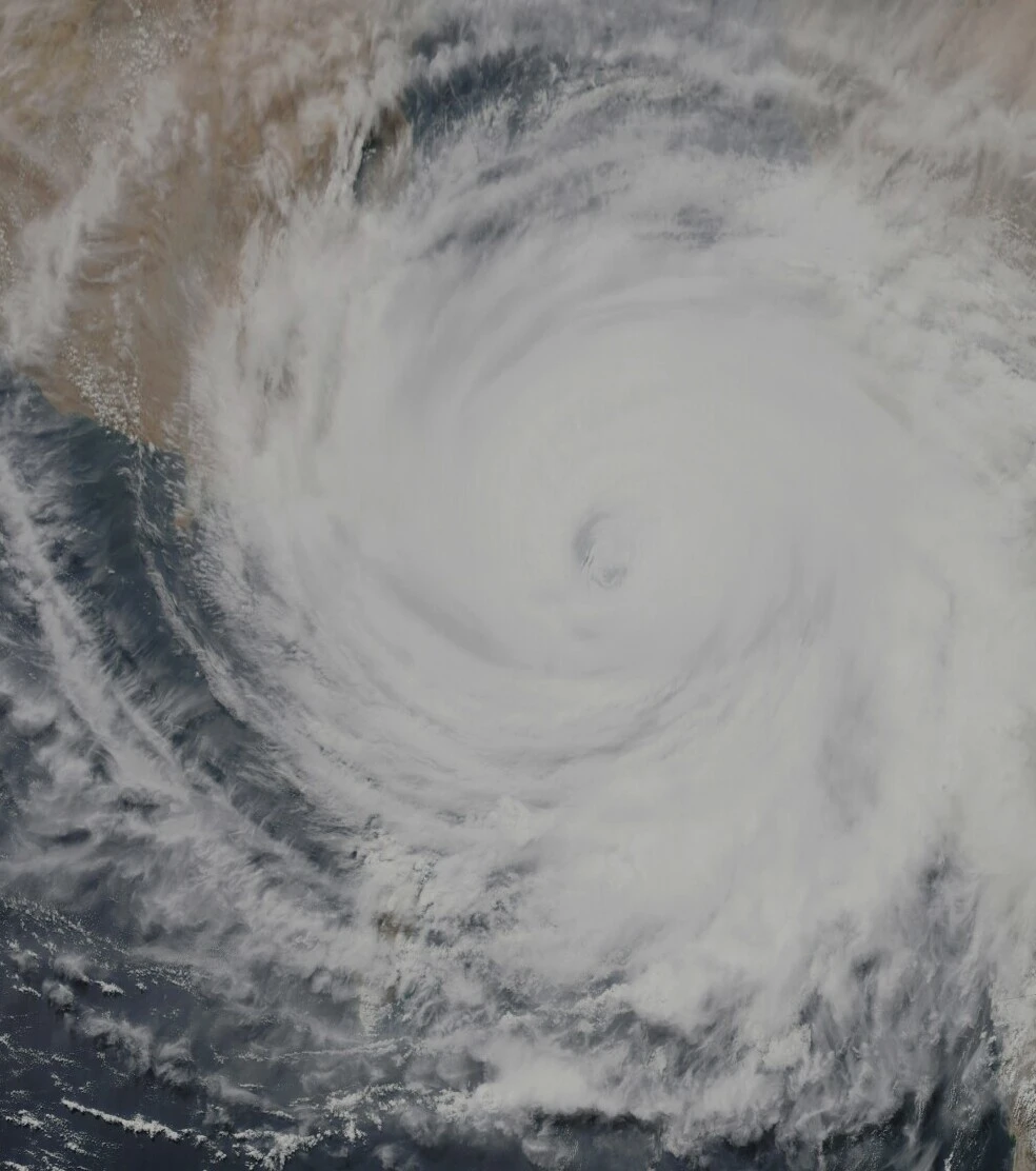 Peak Re - Typhoon Tracker